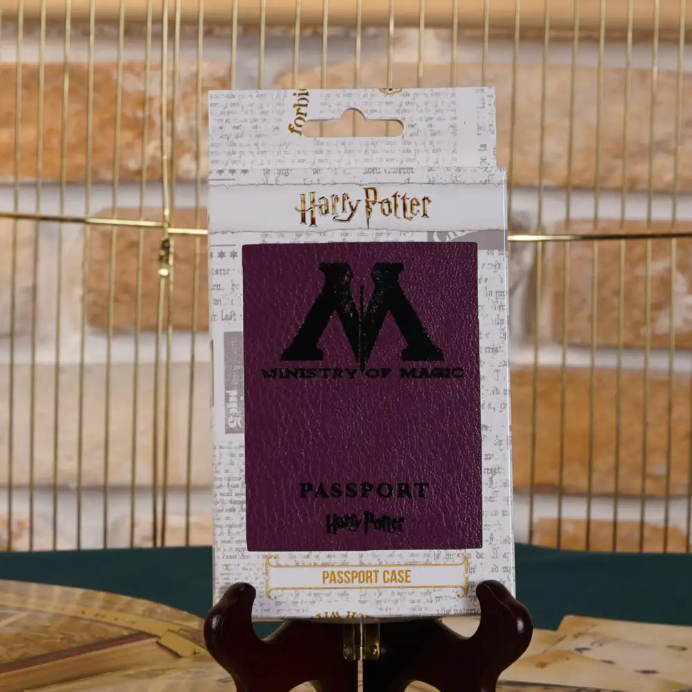 Harry Potter Wizarding World - Ministry of Magic Pasaport Kılıfı