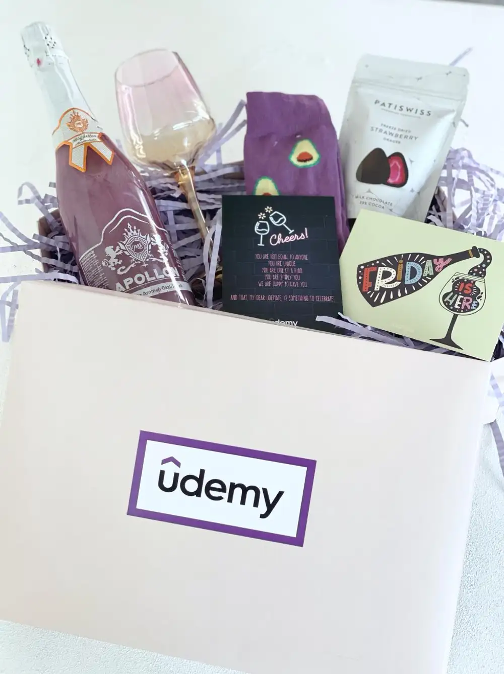 UDEMY Çalışan Etkinliği Kurumsal Hediye Kutusu