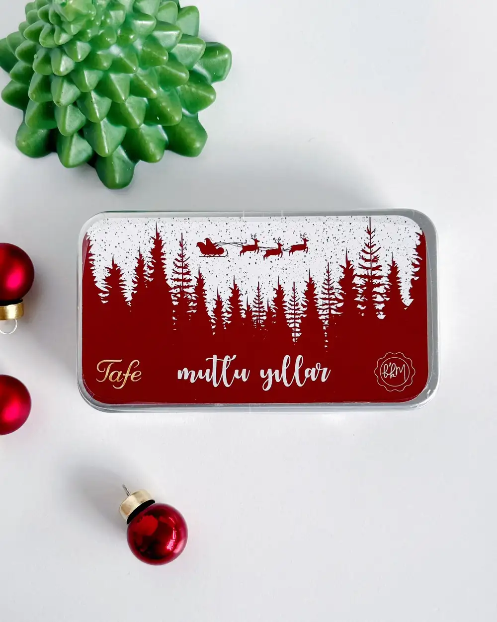 Tafe - Mutlu Yıllar Metal Kutulu Çikolata Kaplı Fıstıklı Lokum 110 gr