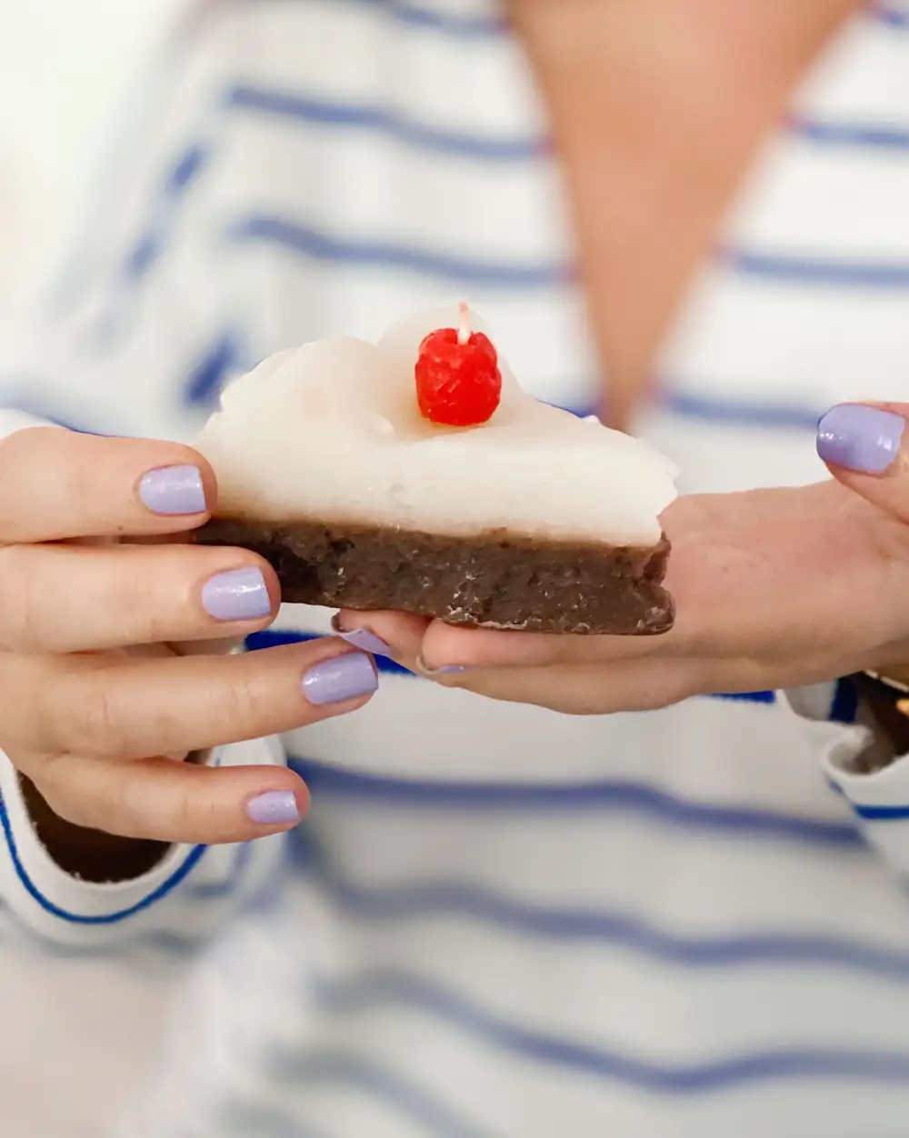 Bi Dilek Tut Çikolatalı Cheesecake Doğum Günü Hediyesi Pasta Mum