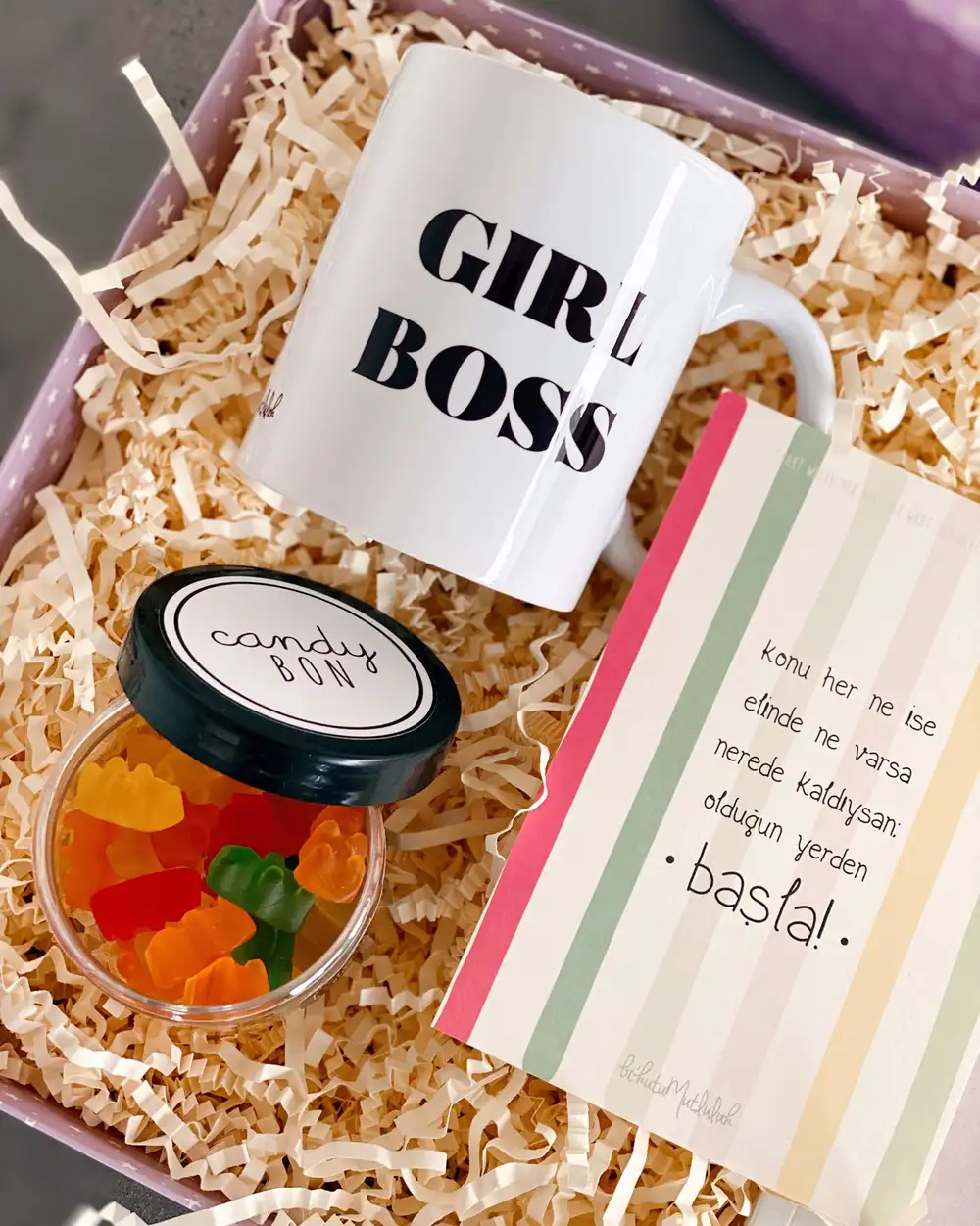 İş Kadını Girl Boss Eğlenceli Jelibonlu Hediye Kutusu Seti