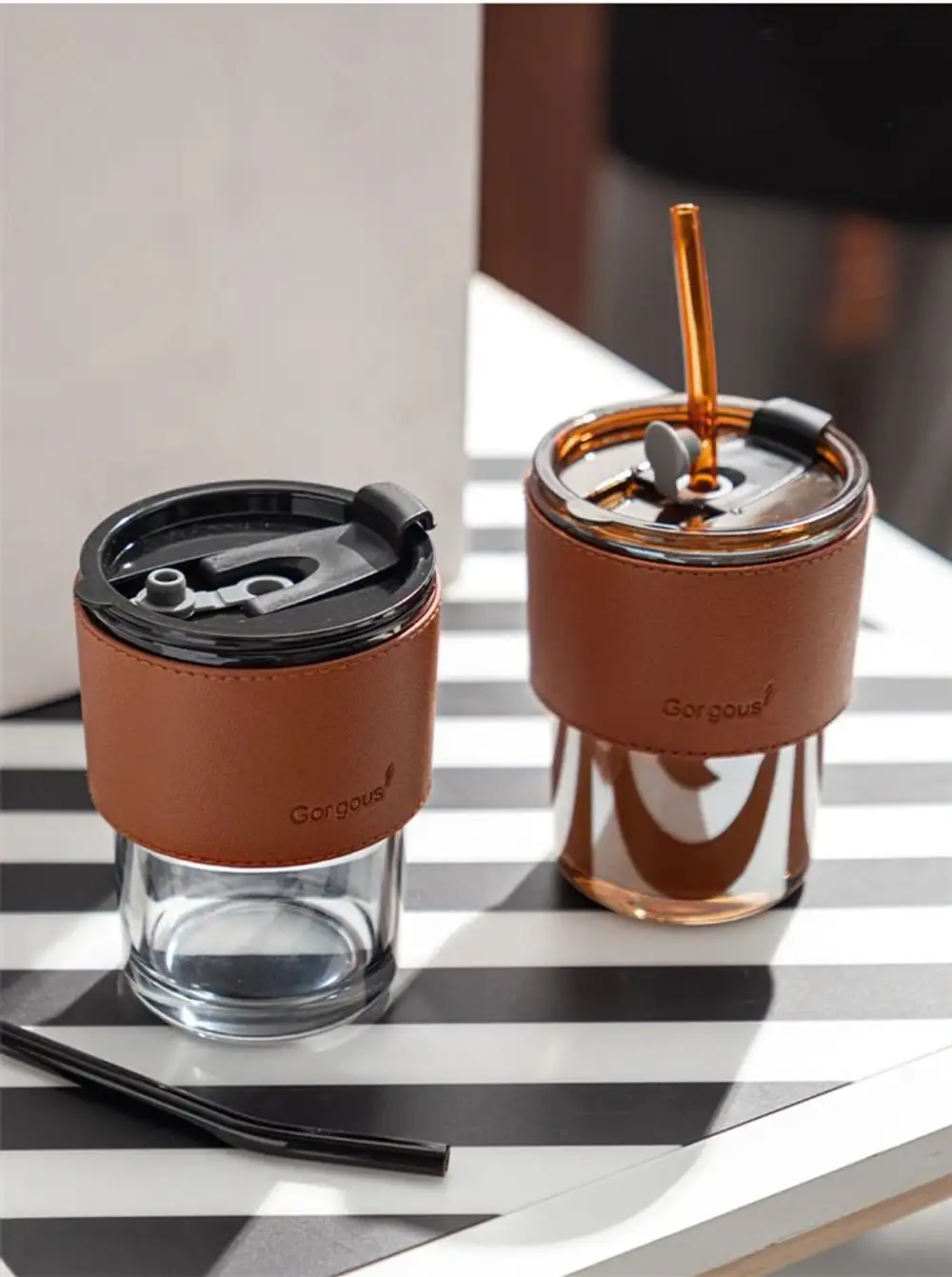 Coffee Cup Kapaklı Deri Sleeveli Cam Pipetli Kahve Bardağı