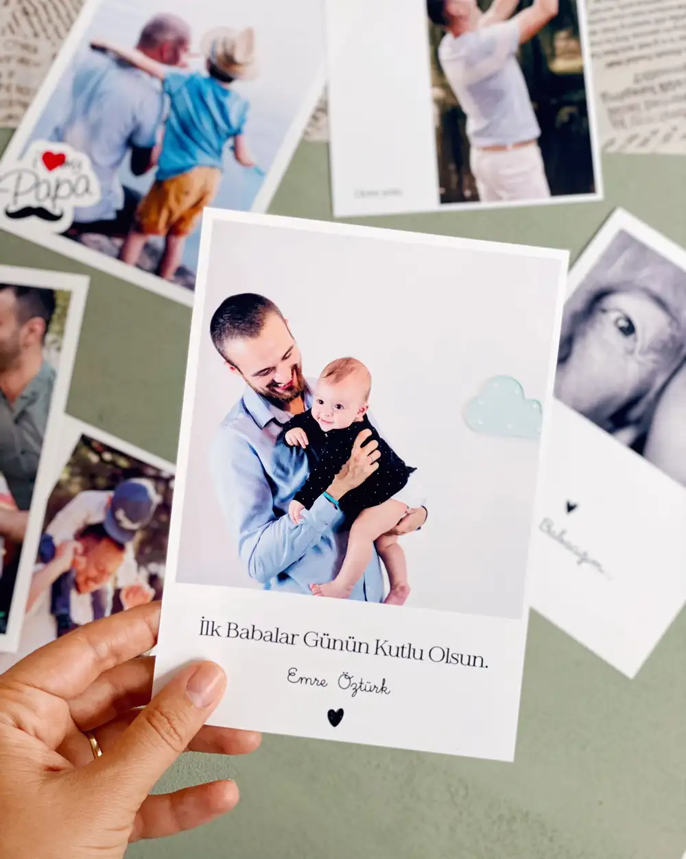 İlk Babalar Günün Kutlu Olsun Mesajlı Hediye Kişiye Özel İsim Yazılı Babalar Günü Fotoğraf Baskısı 13 x 18 cm