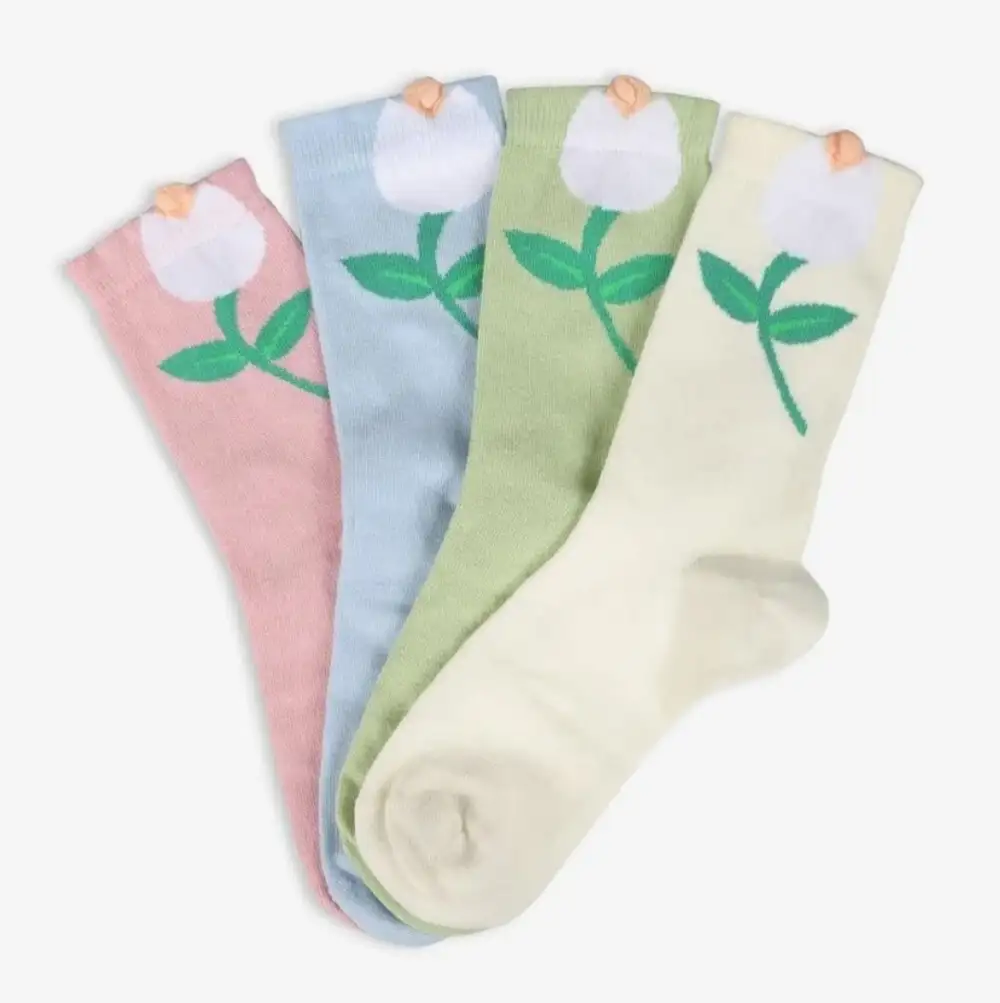 Çiçekli Zarif Kore Tarzı Kadın Soket Çorap Seti 4'lü