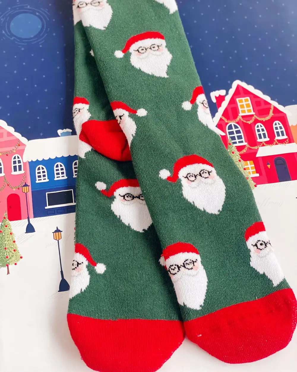 Çorap N016 - Yılbaşı Çorap Gözlüklü Noel Baba Yeşil Hediye Yeni Yıl Çorabı