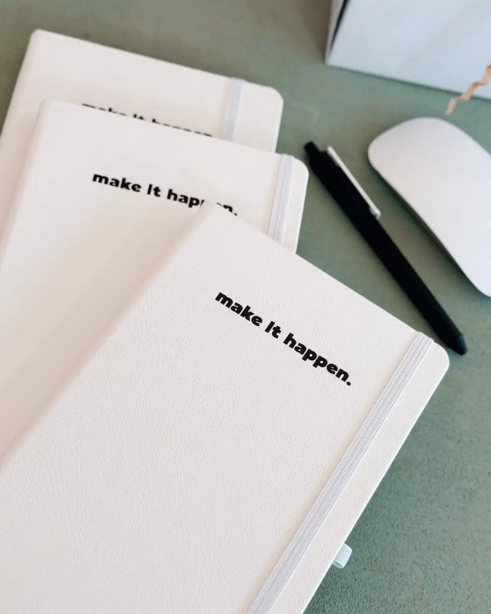 Make It Happen Beyaz Termo Deri Tarihsiz Çizgili Ajanda Defter