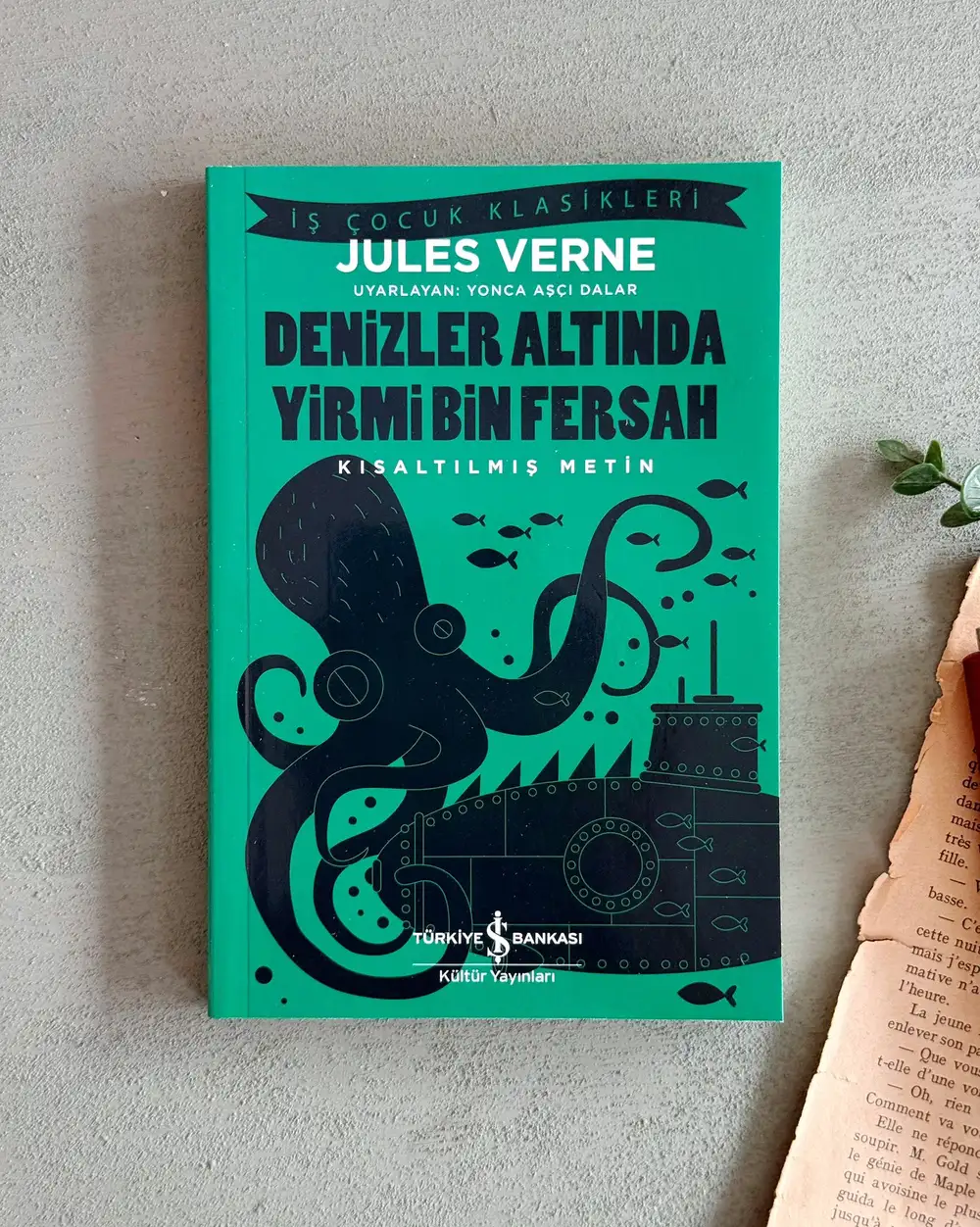 Türkiye İş Bankası Kültür Yayınları Denizler Altında Yirmi Bin Fersah – Kısaltılmış Metin