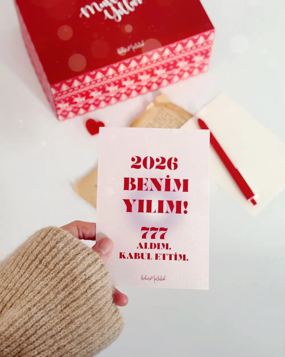 2026 Benim Yılım Aldım Kabul Ettim 777 Manifestli Yılbaşı Motto Kartı
