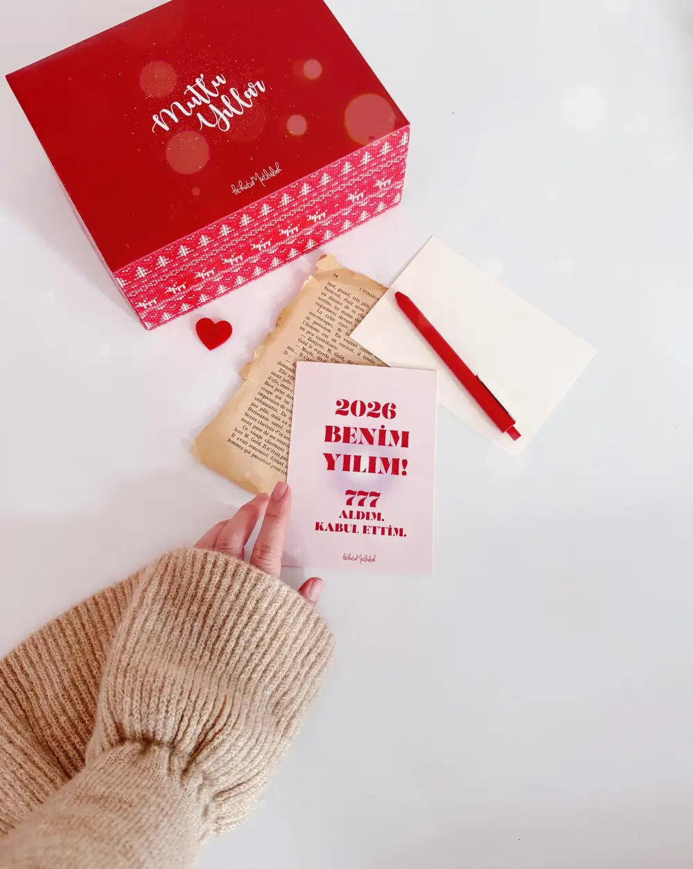 2026 Benim Yılım Aldım Kabul Ettim 777 Manifestli Yılbaşı Motto Kartı