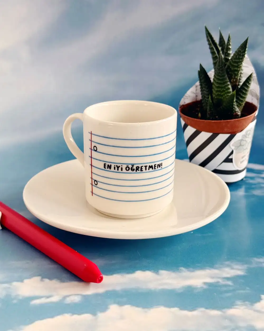 En İyi Öğretmene Türk Kahvesi Fincanı