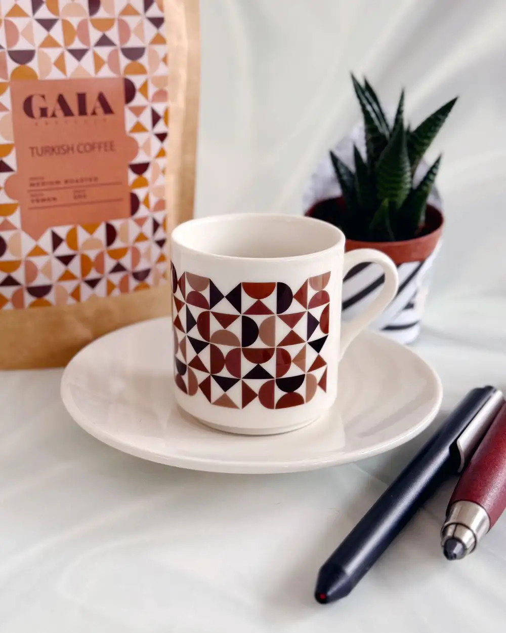 Geometrik Türk Kahvesi Fincanı