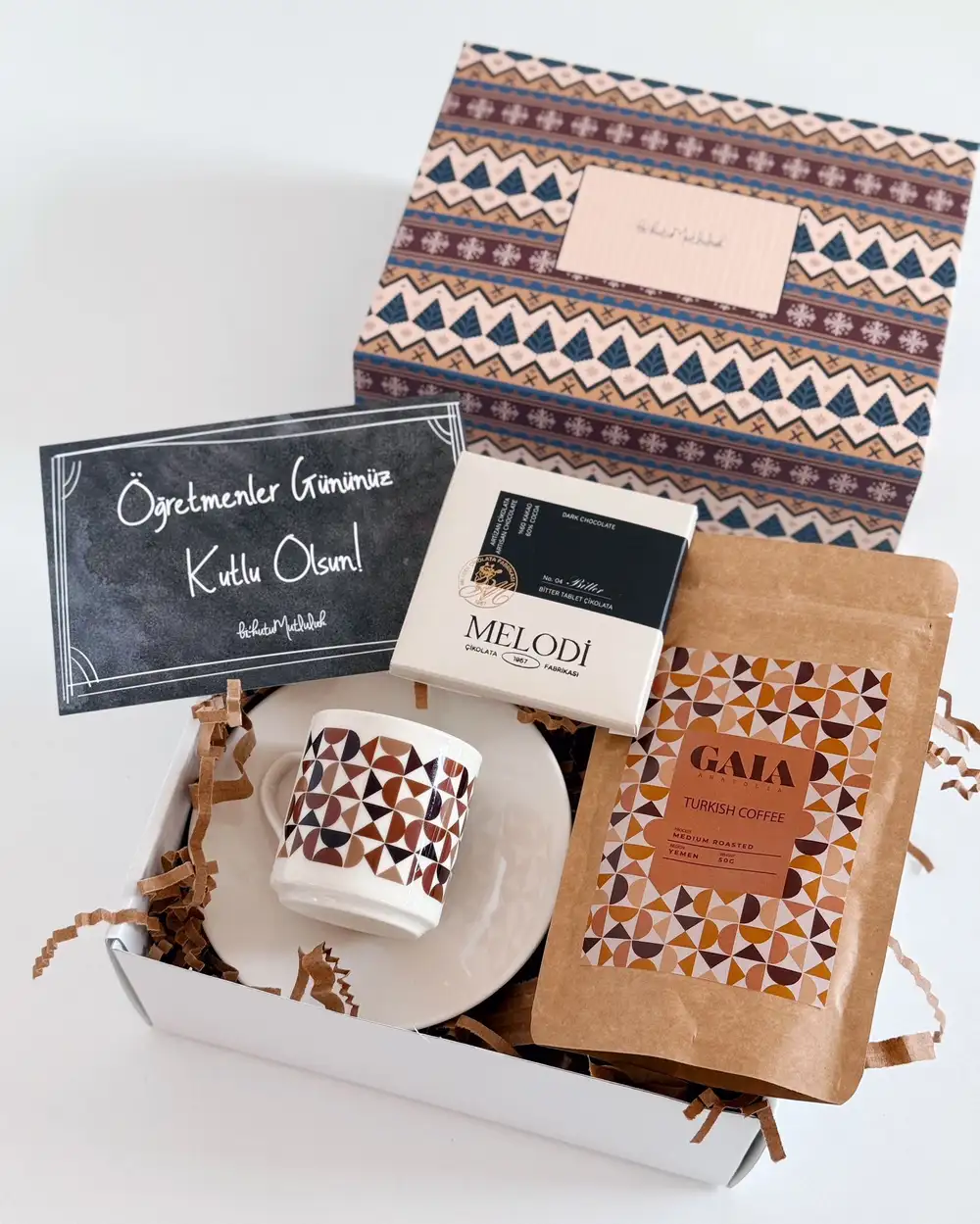 Erkek Öğretmene Şık Hediye Kutusu