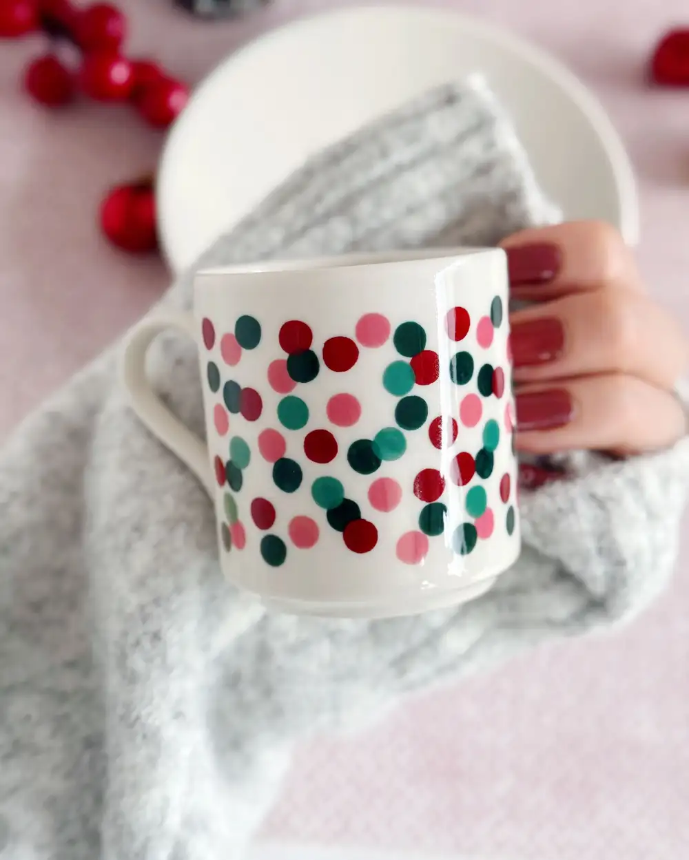 Konfeti Yılbaşı Türk Kahvesi Fincanı