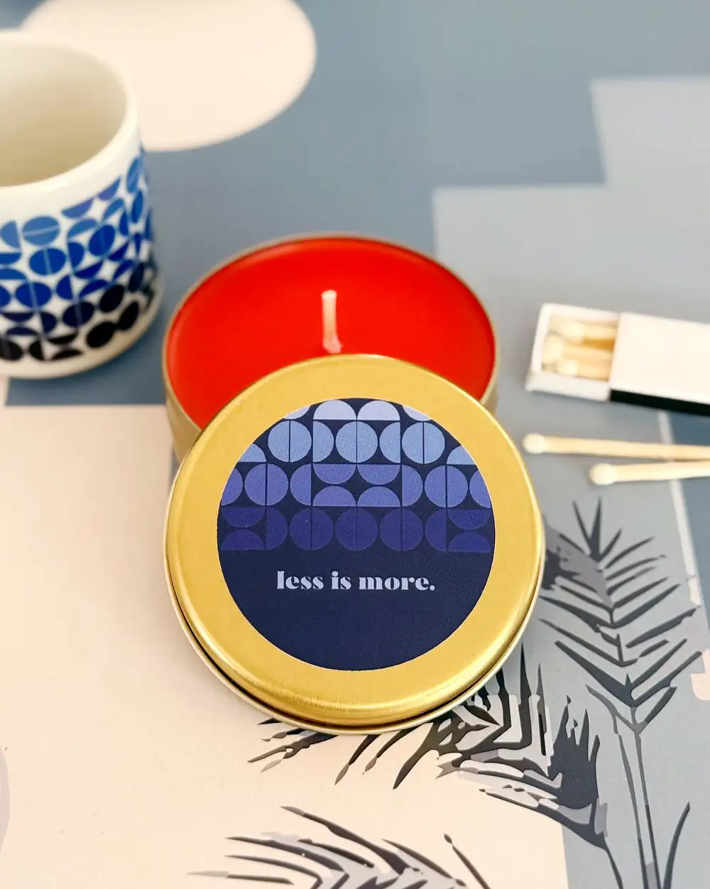Less Is More Metal Kutuda Hediyelik Mum