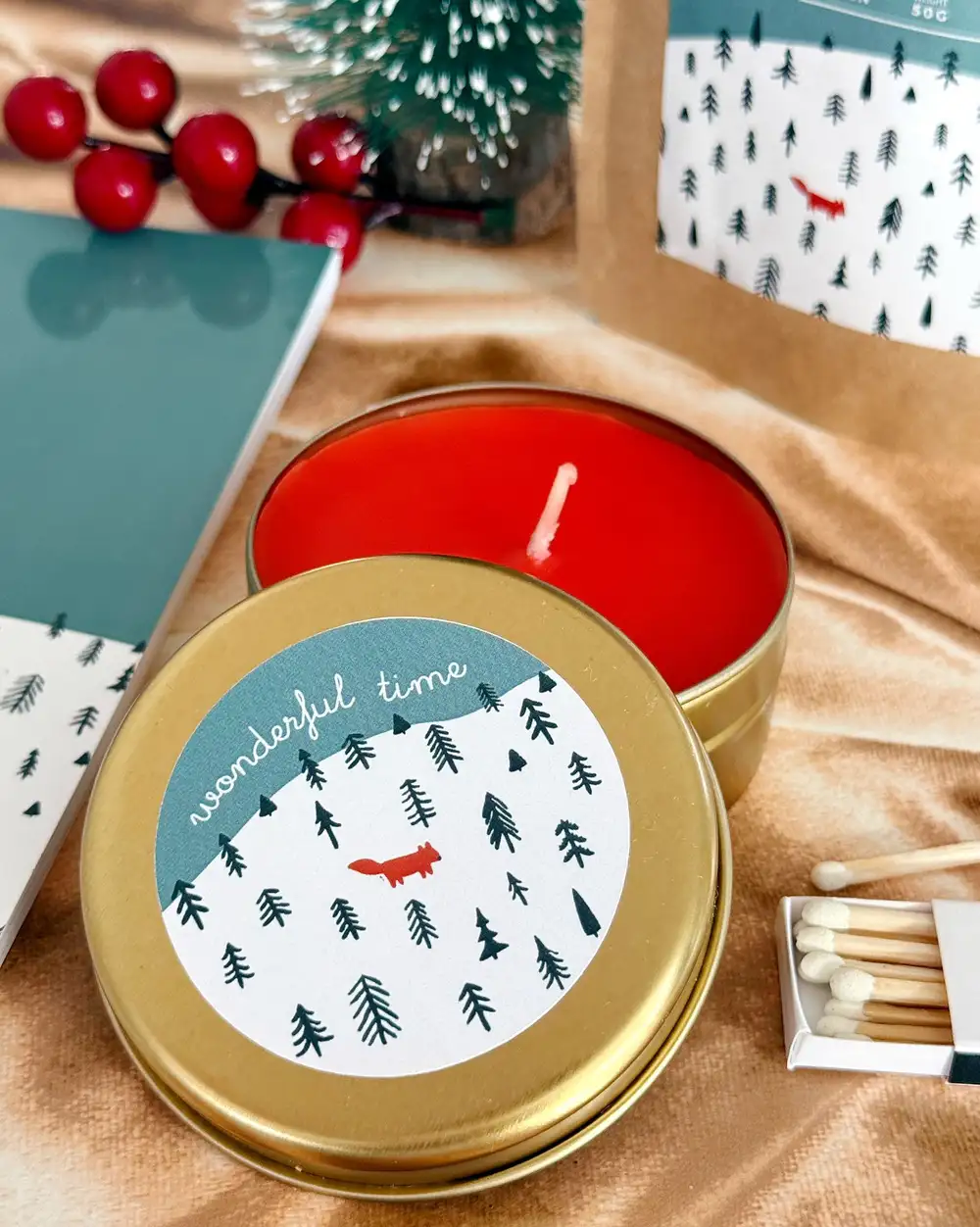 Tilki Yılbaşı Metal Kutuda Hediyelik Mum