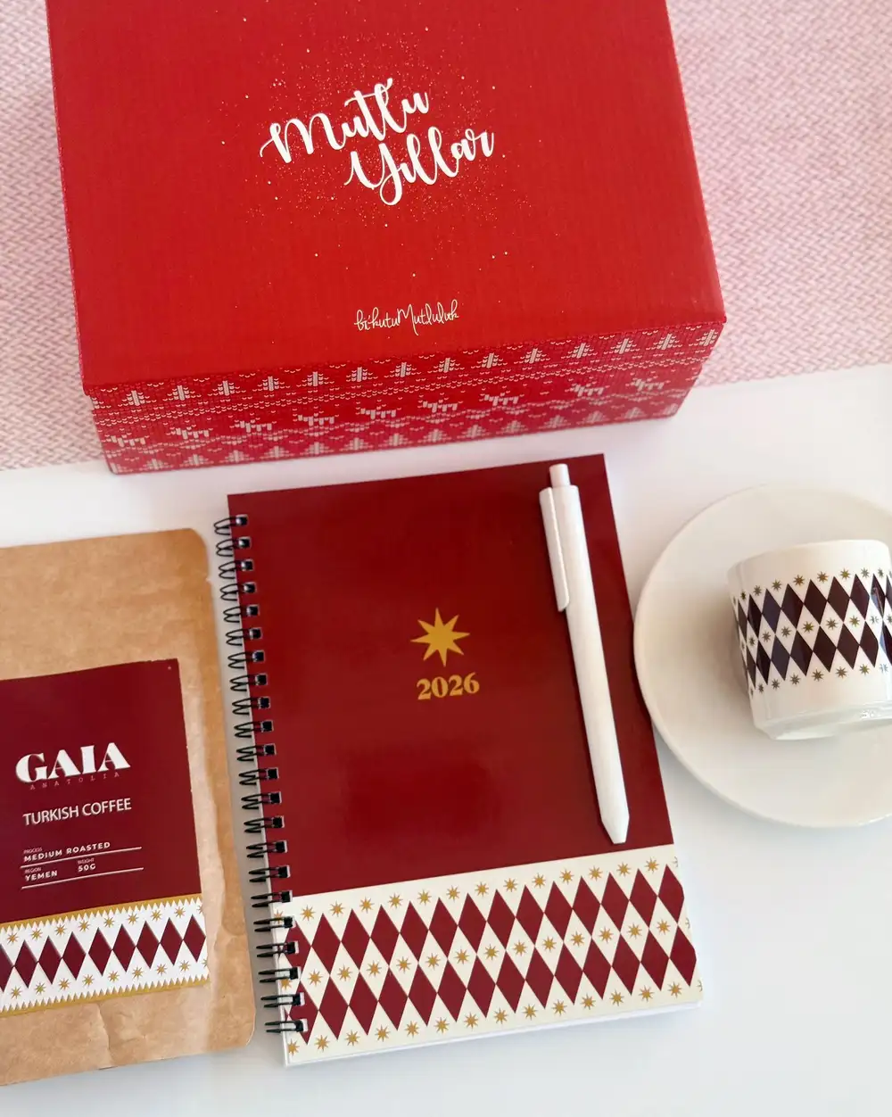 Gold Premium Yılbaşı Hediye Kutusu