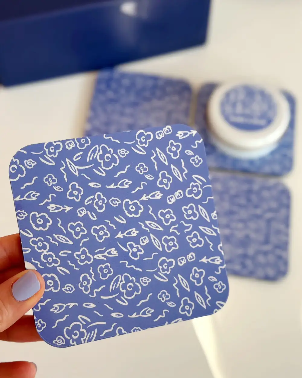 Feel Çiçekli Yılbaşı Bardak Altlığı