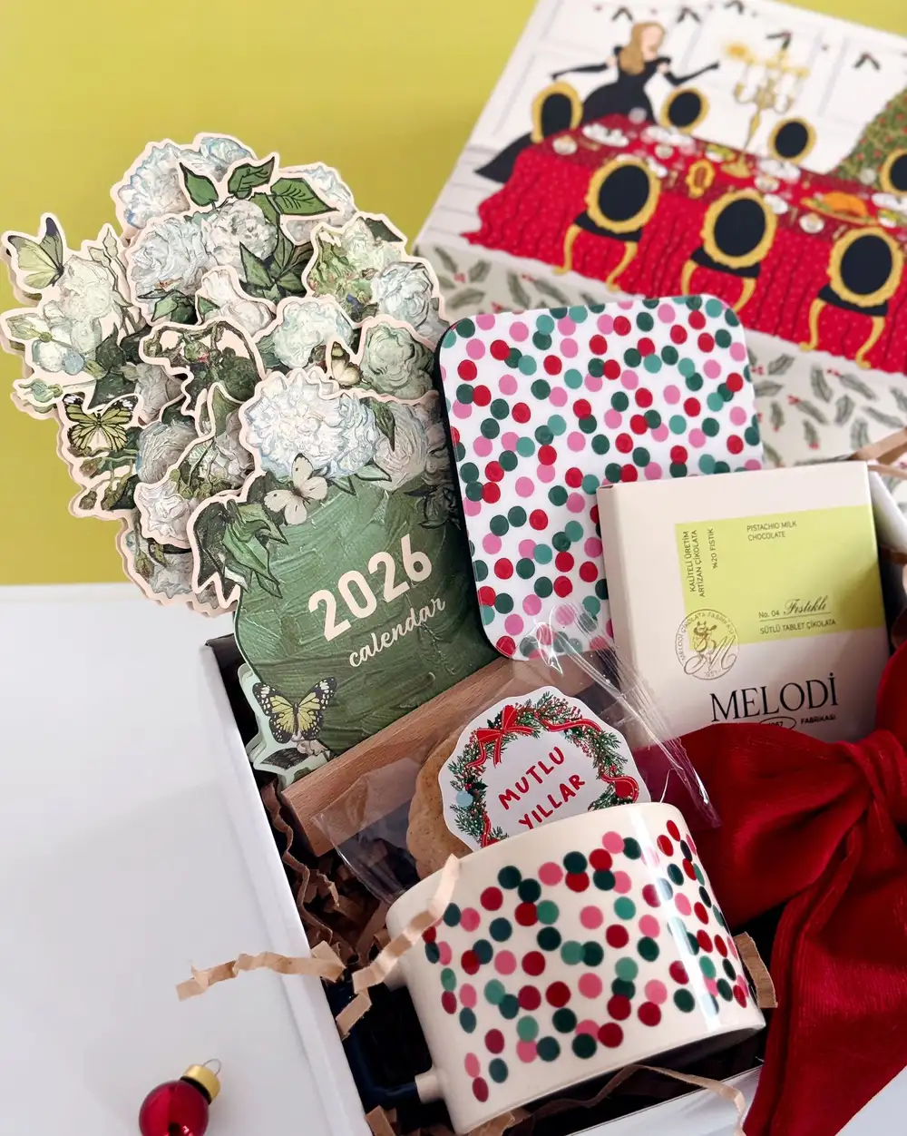 Işıltılı Kadına 2026 Takvimli Yılbaşı Hediye Kutusu