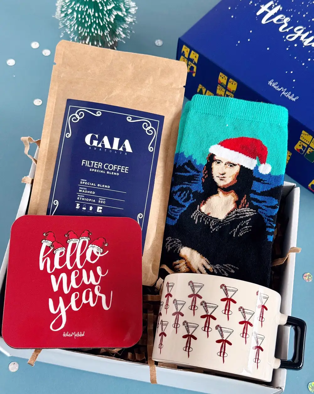 Neşe Dolu Yılbaşı Hediye Kutusu