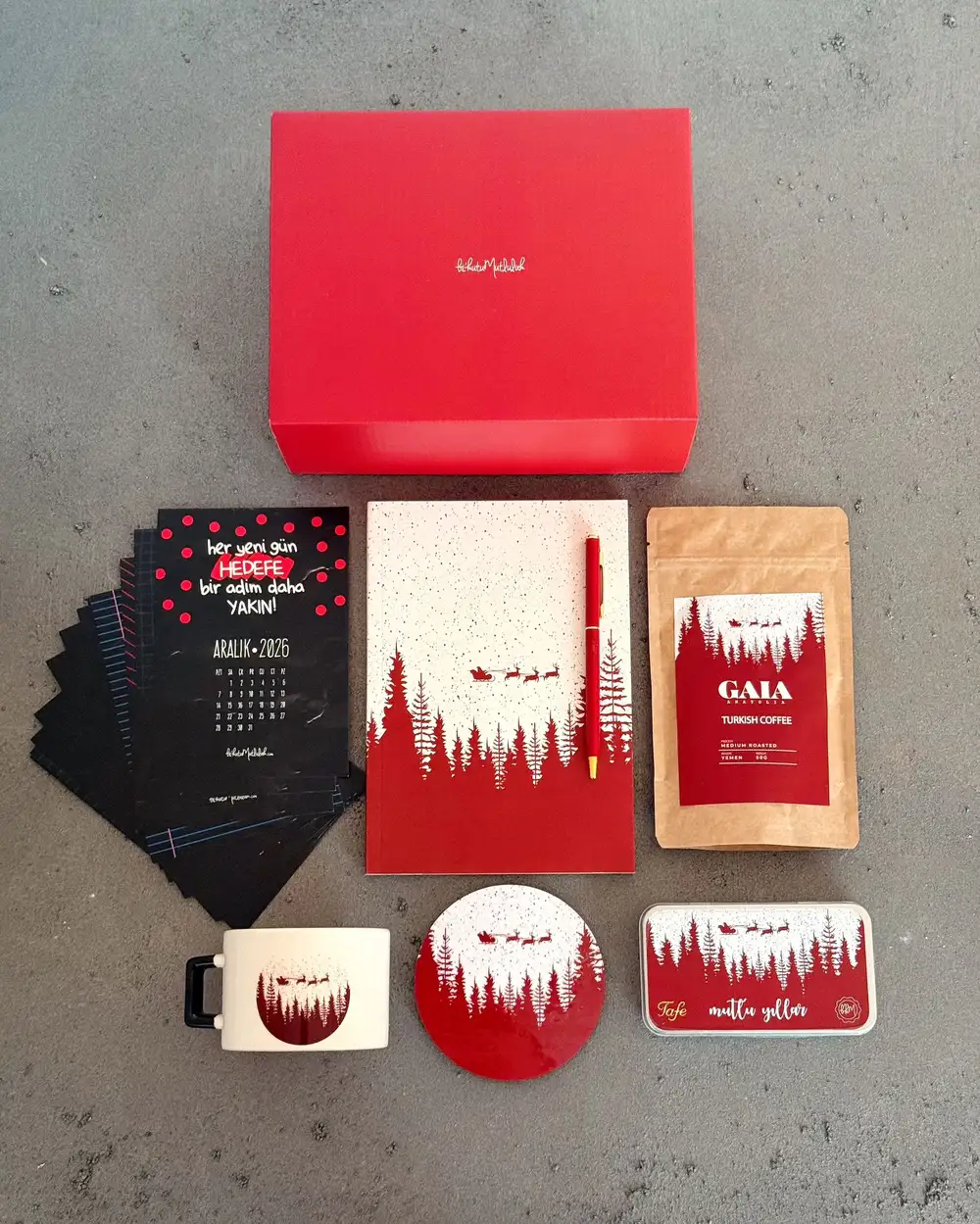 Dolu Dolu Yılbaşı Ruhu Hediye Kutusu Seti