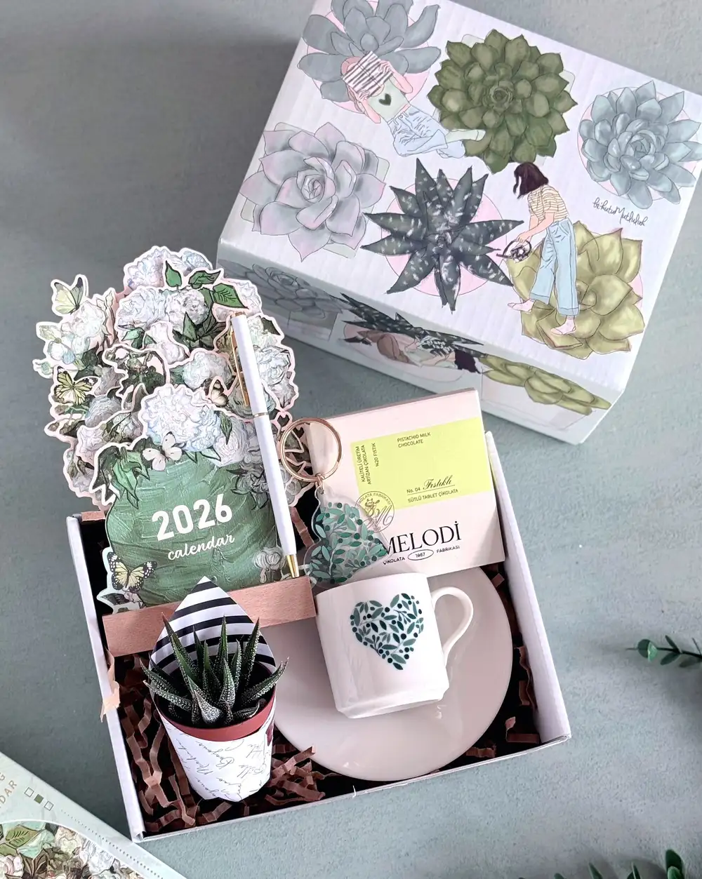 Sukulentli Kadın Hediyeleri Kutusu