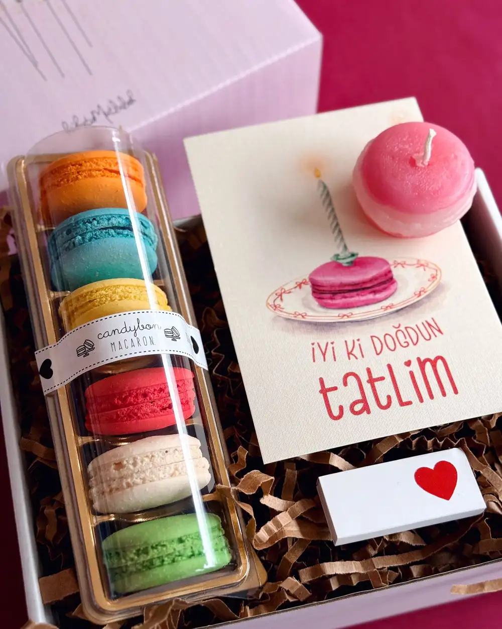 Makaronlu  Doğum Günü Hediyeleri Kutusu