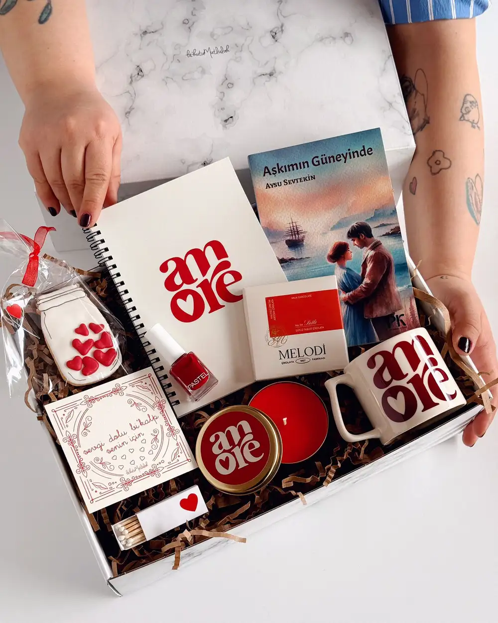 Aşkımın Güneyinde Kitaplı Hediye Kutusu