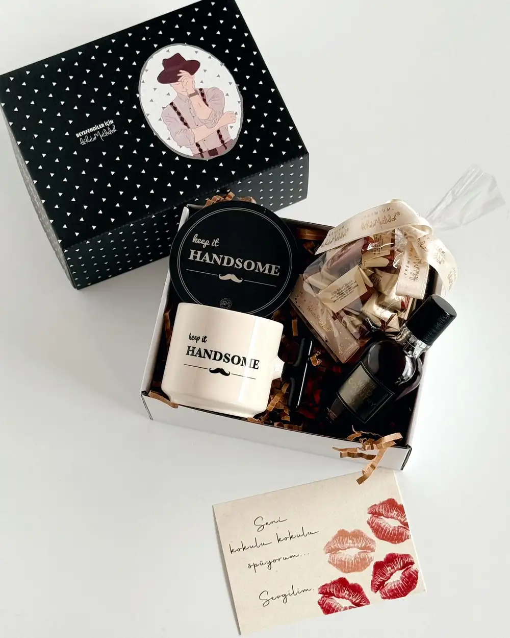 Kokulu Öpücükler Parfümlü Erkek Sevgili Hediye Kutusu