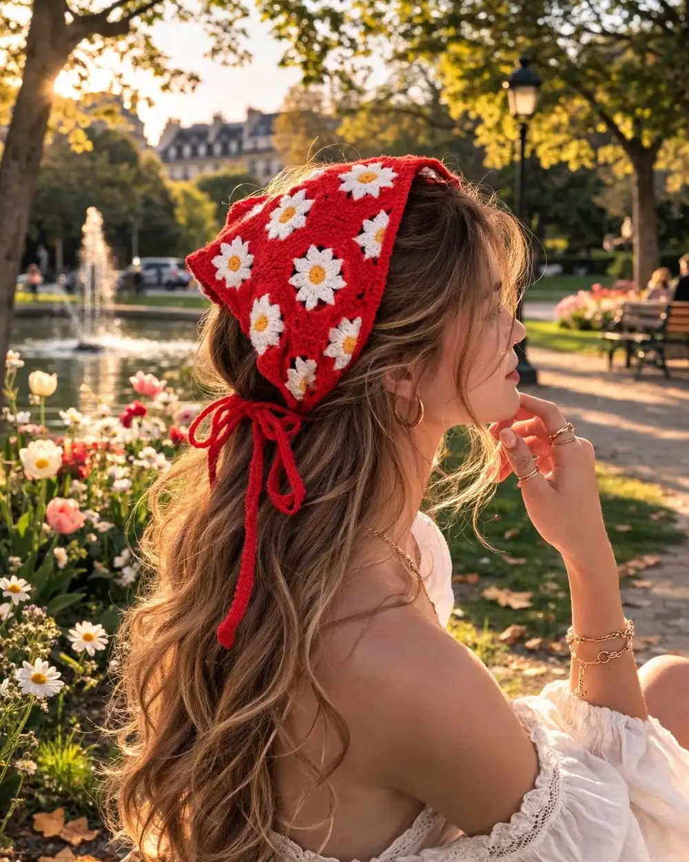 Kırmızı Papatyalı Örgü Üçgen Bandana