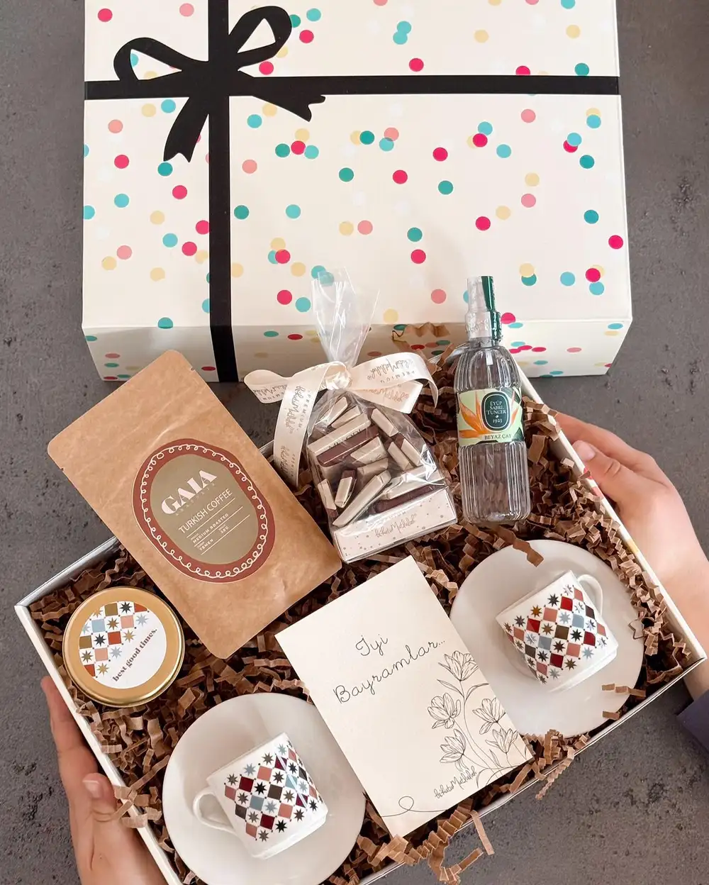 Birlikte Güzel Bir Bayram Hediye Kutusu