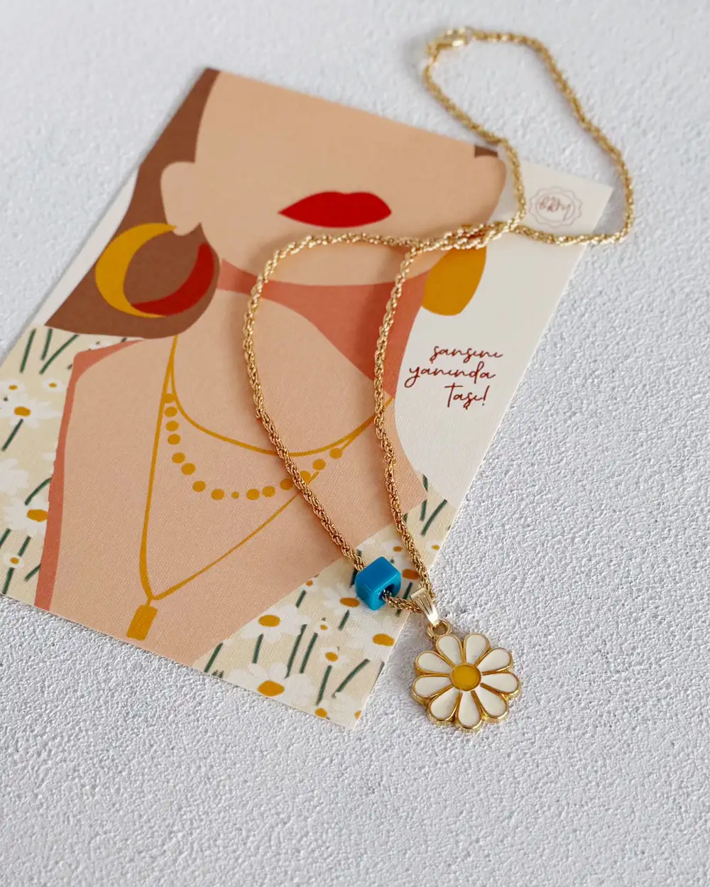 Papatyalı Kolye & Şansını Yanında Taşı Motto Kartı