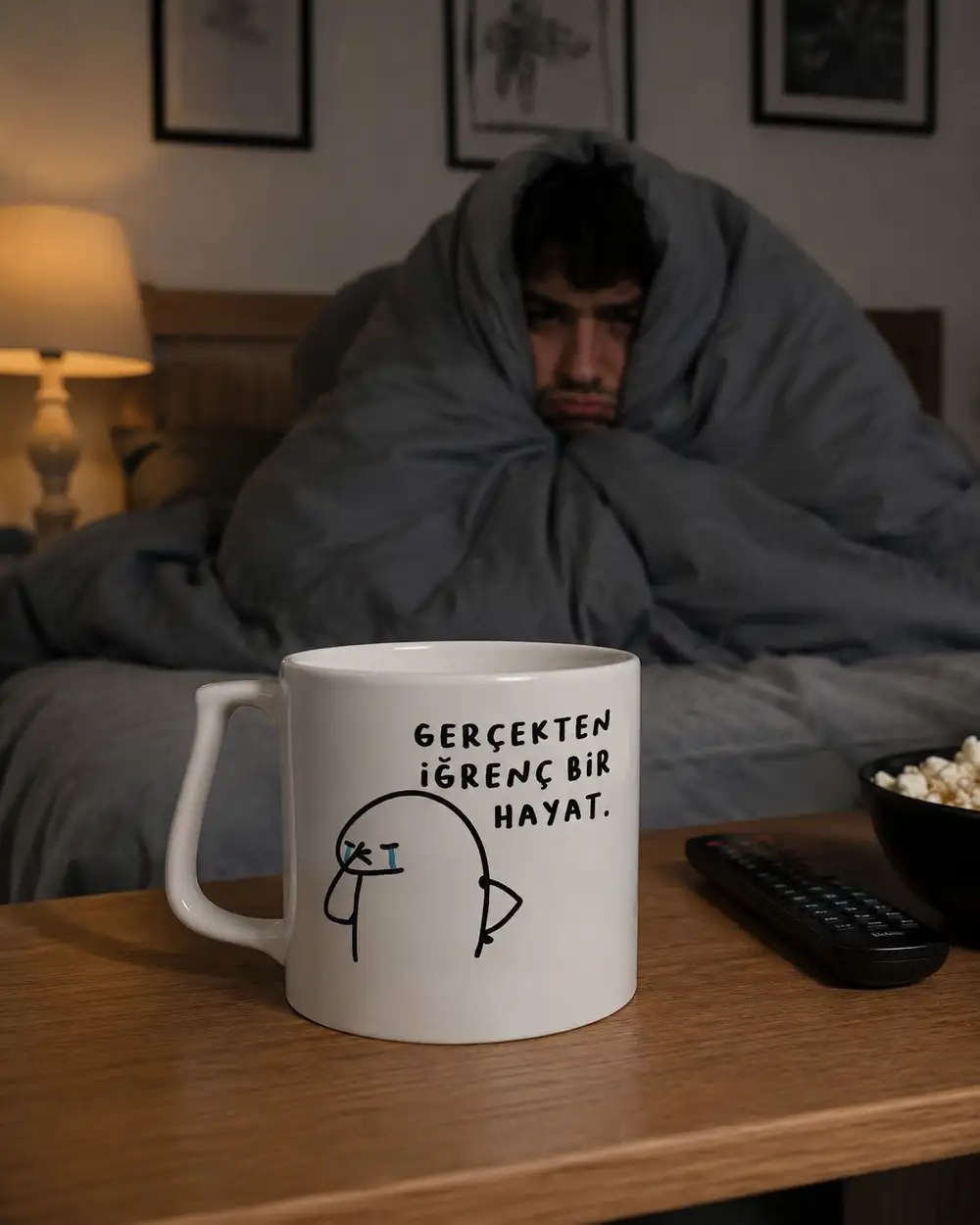 Gerçekten İğrenç Bir Hayat Kupa