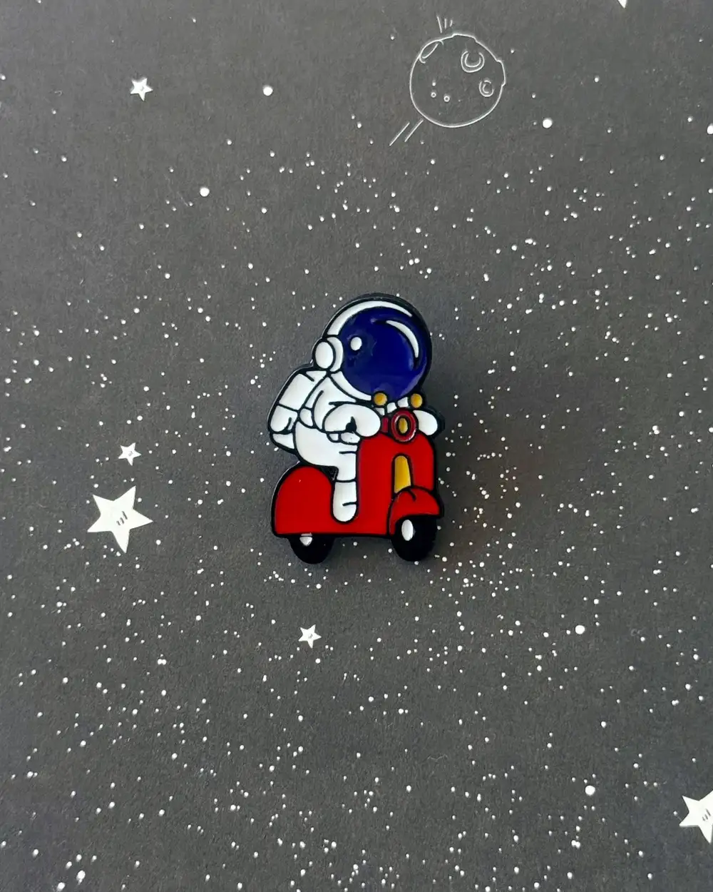 Vespalı Astronot Rozet