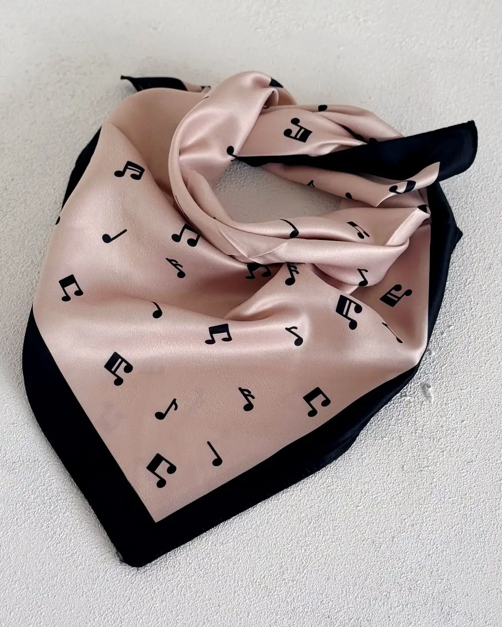 Müzik Notalı Saten Fular