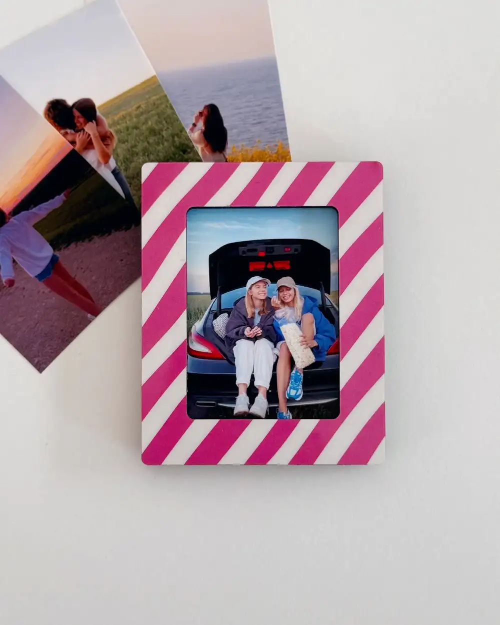 Her Günü Kutla Magnet Çerçeve Ve Kişiye Özel 4'lü Mini Fotoğraf Baskısı 6x9 cm