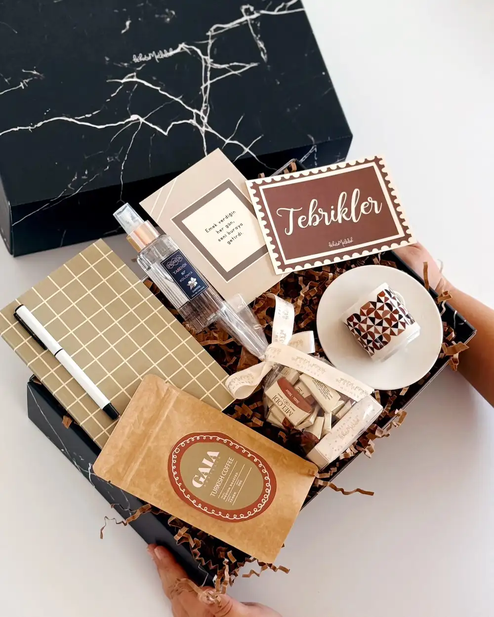 Premium Tebrik Mesajlı Hediye Kutusu