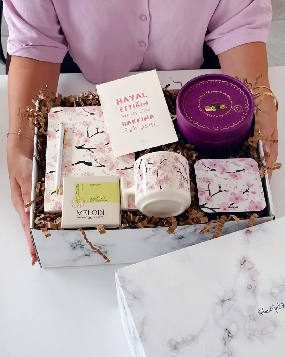 Sakura Yeni Başlangıçlar Hediye Kutusu