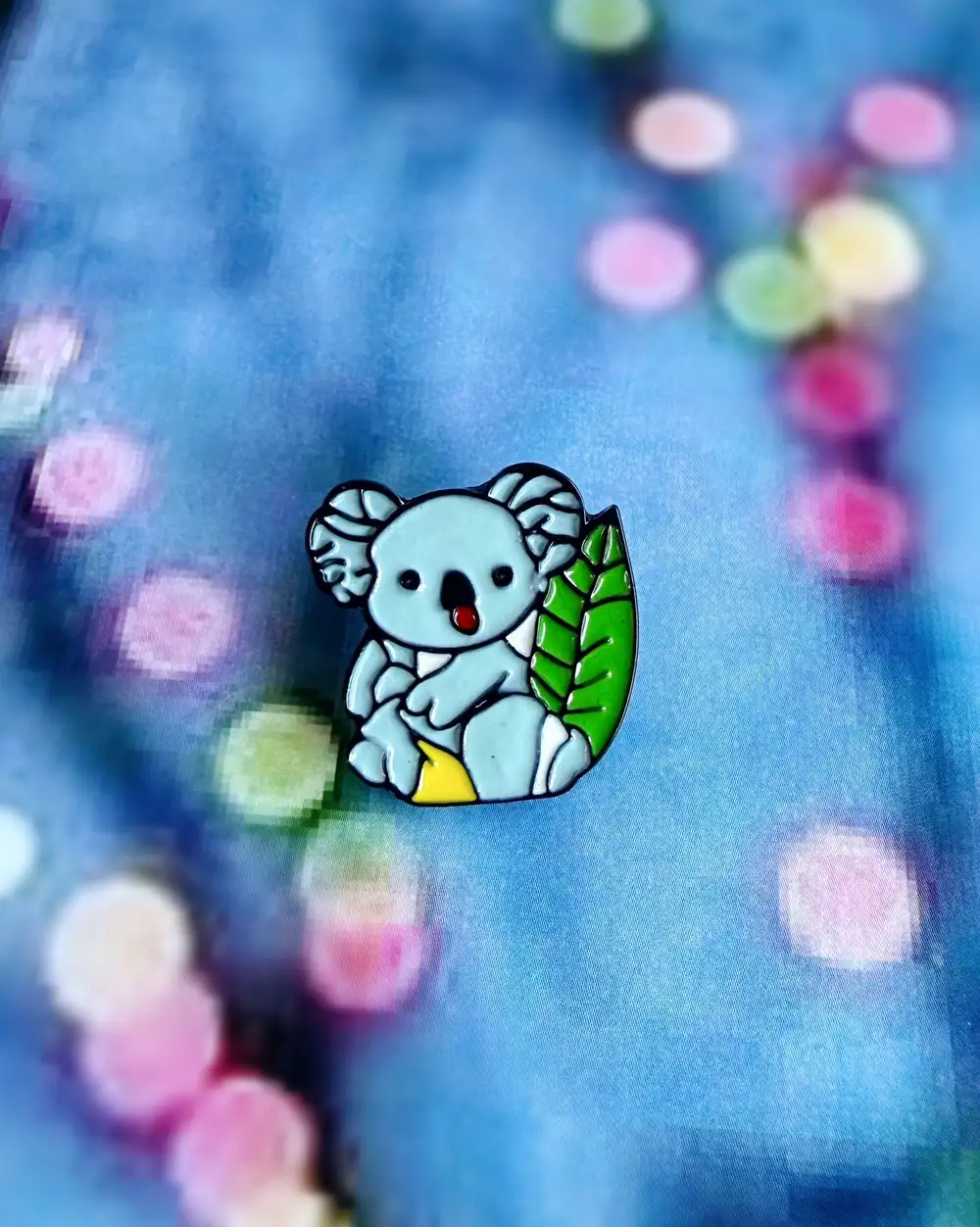 Mavi Koala Rozet