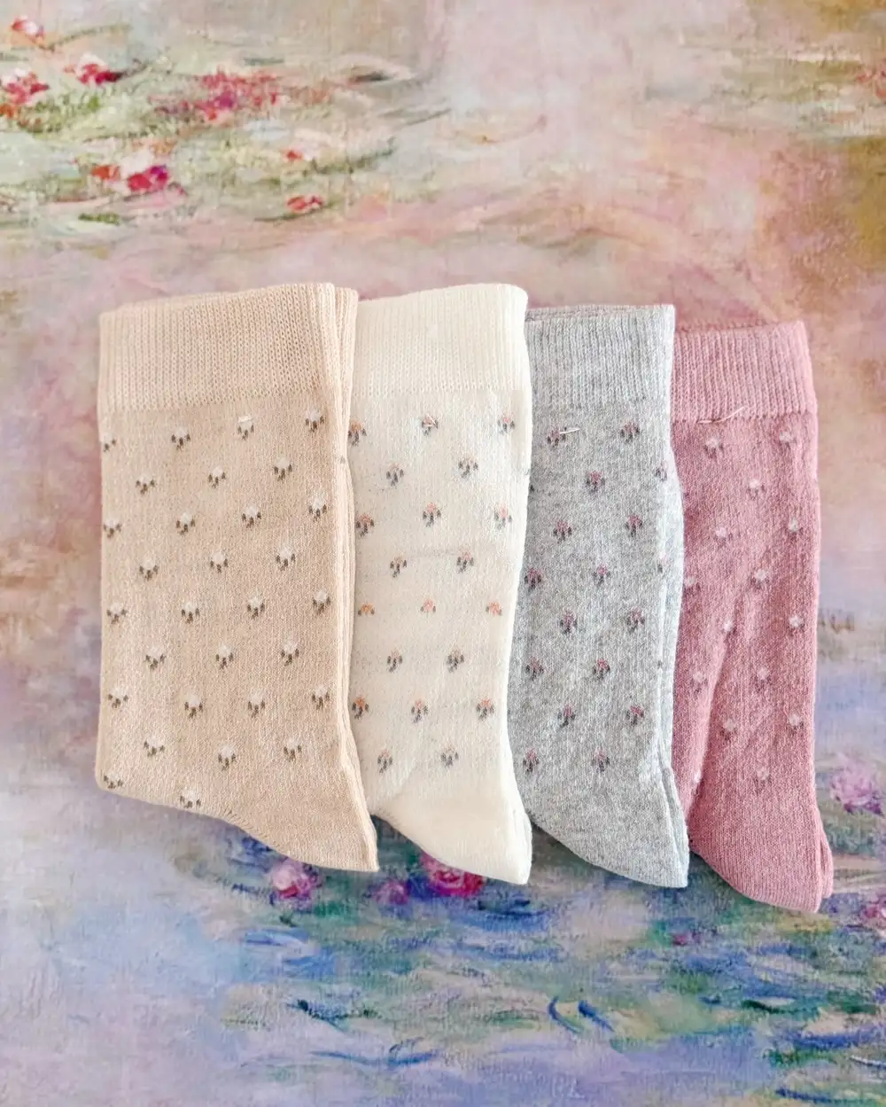 Pastel Renkler Çiçek Desenli Çorap 1 Adet