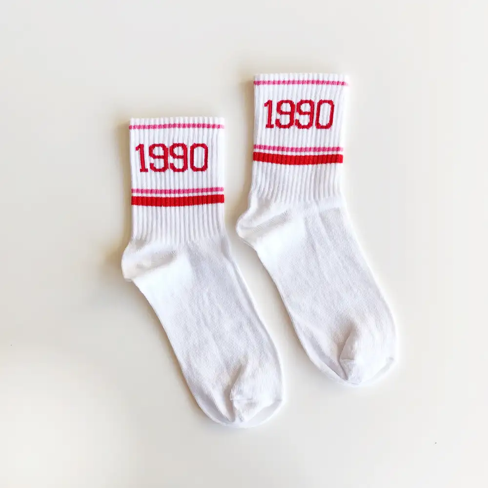 Çorap N074 Beyaz serisi - Kırmızı çizgili 90's çorap