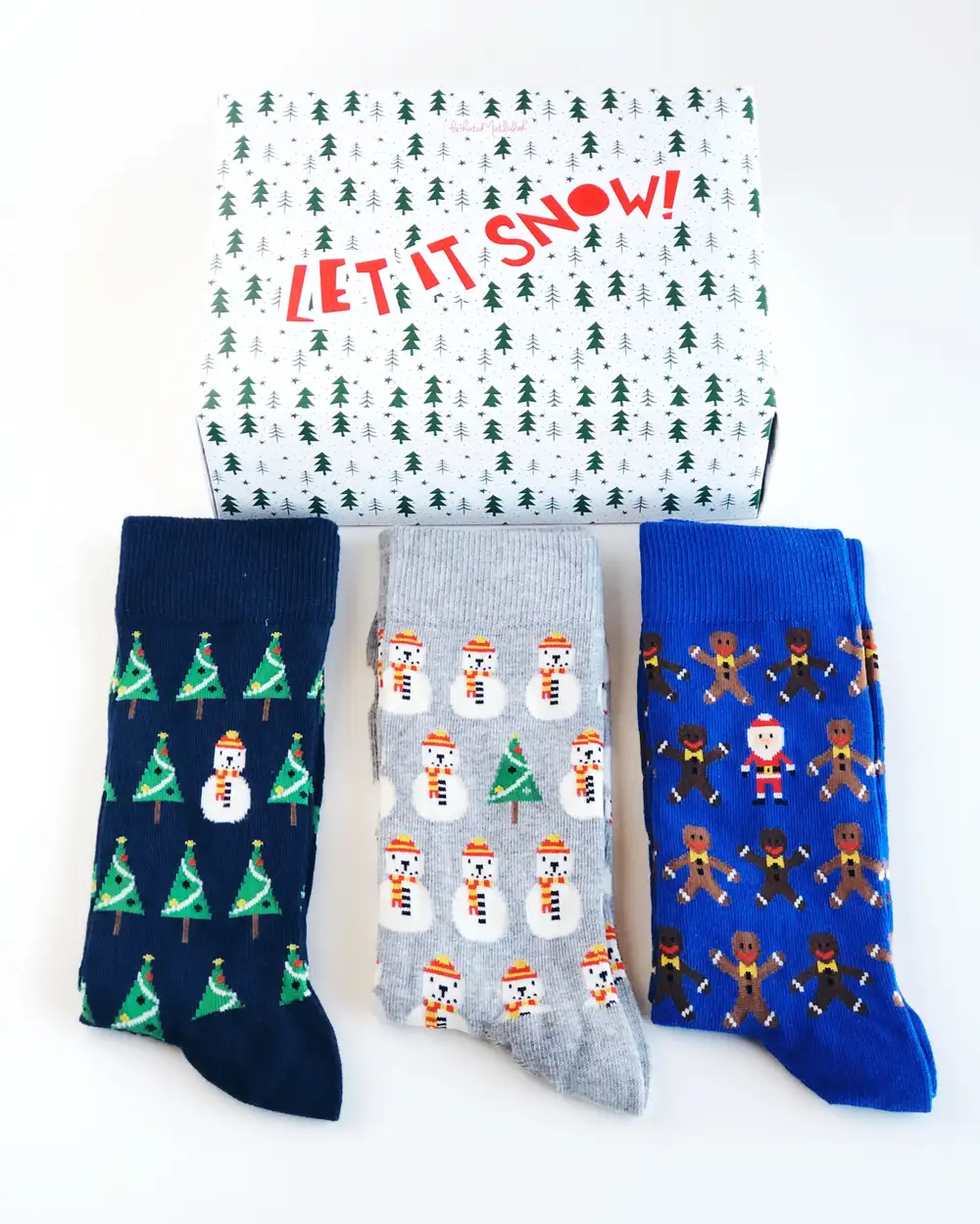 3lü çorap ve Let it snow Yılbaşı hediye kutusu seti