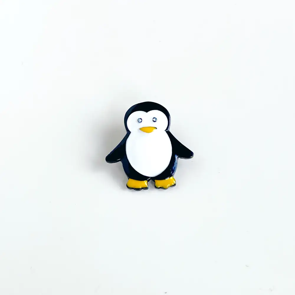 cool penguen rozet