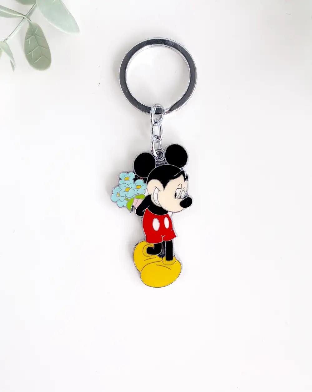 Minnie Mickey Anahtarlık - Mickey Ellerimde Çiçekler Anahtarlık