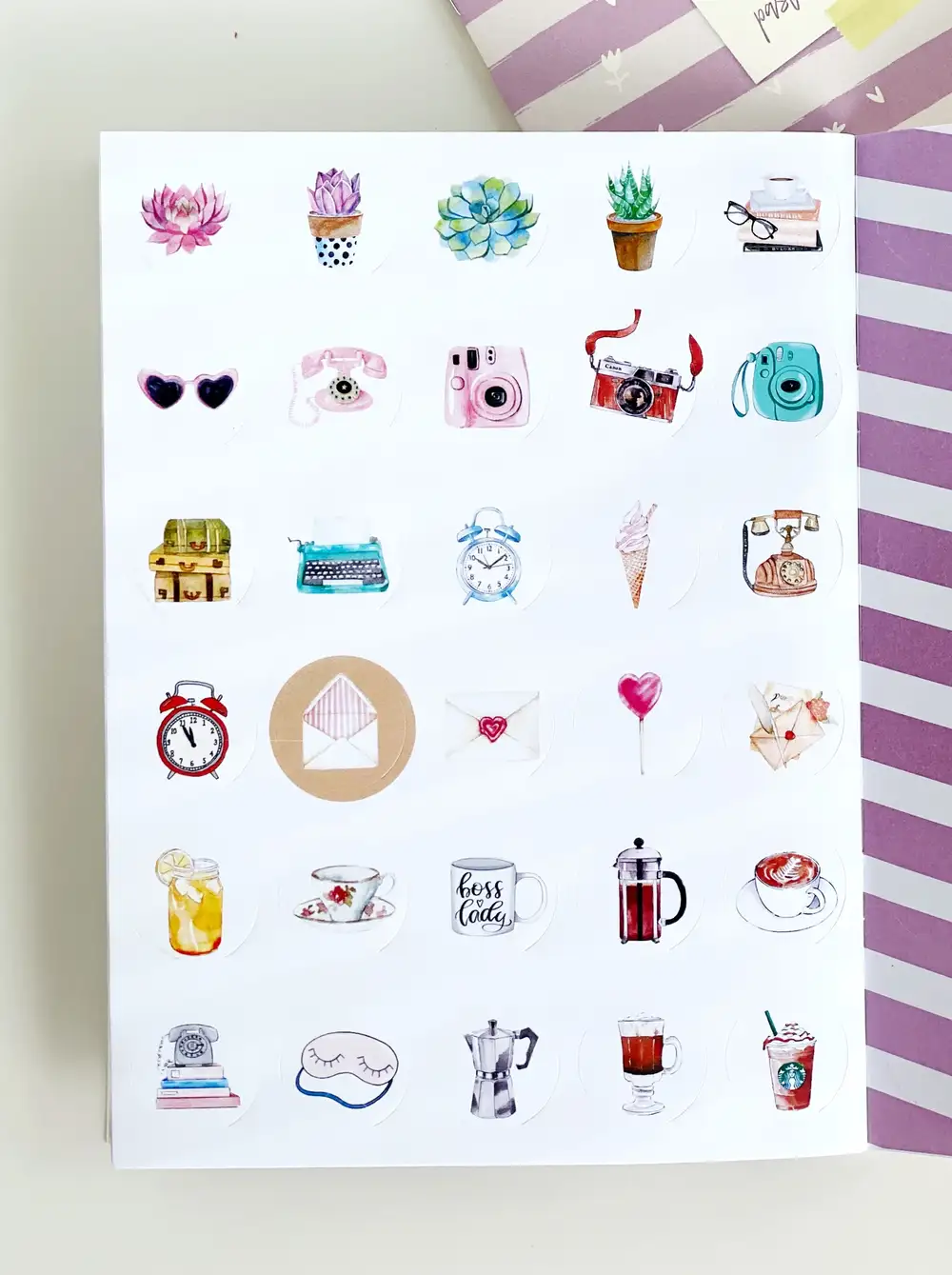 Pastel Hayaller Lila Etiket Kitabı - Girl Boss Sticker Book