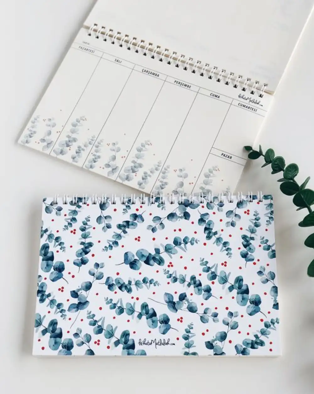 İTÜ GELİŞTİRME VAKFI HEDİYE KUTU SETİ 1