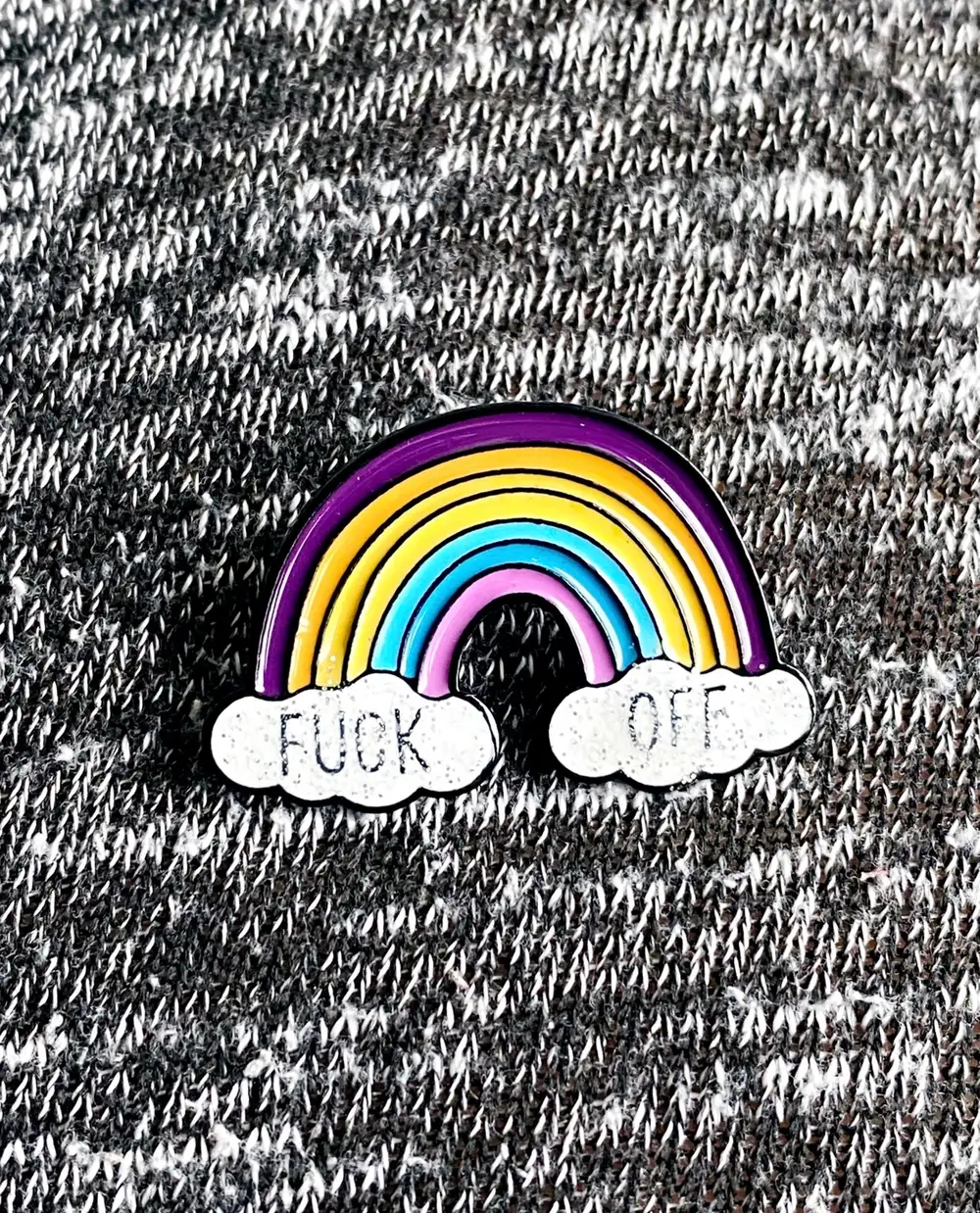Rainbow Fuck Off Rozet
