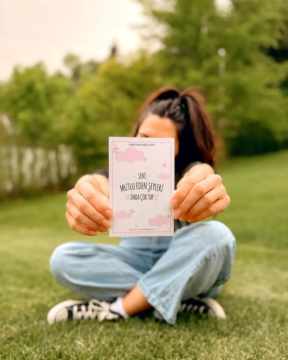 Seni Mutlu Eden Şeyleri Daha Çok Yap Motto Kartı Kartpostal