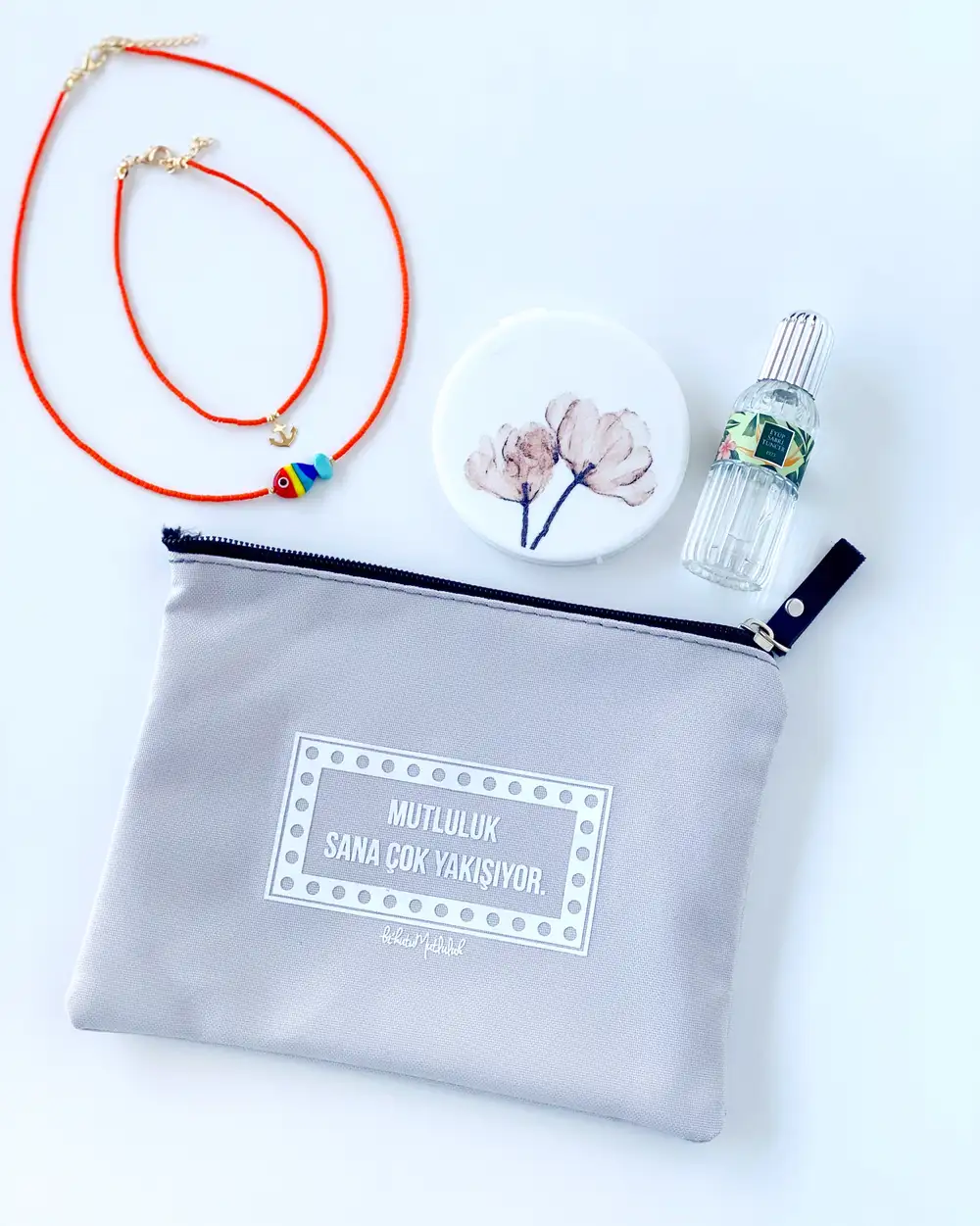 Yaz Çantaları Serisi - Mutluluk Sana Çok Yakışıyor hediye kutusu