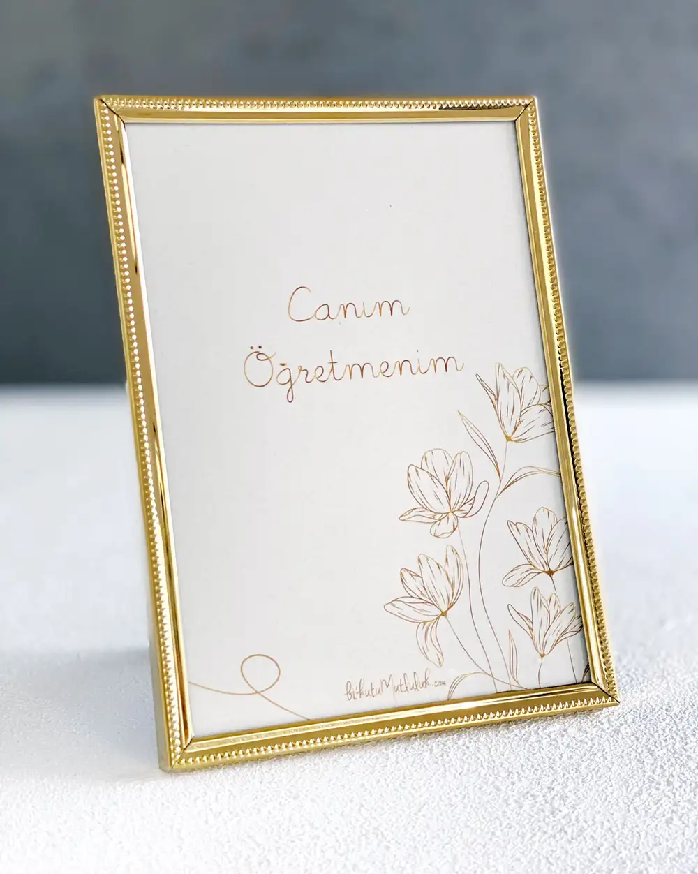 Gold Çerçeve ve Canım Öğretmenim Motto Kartı