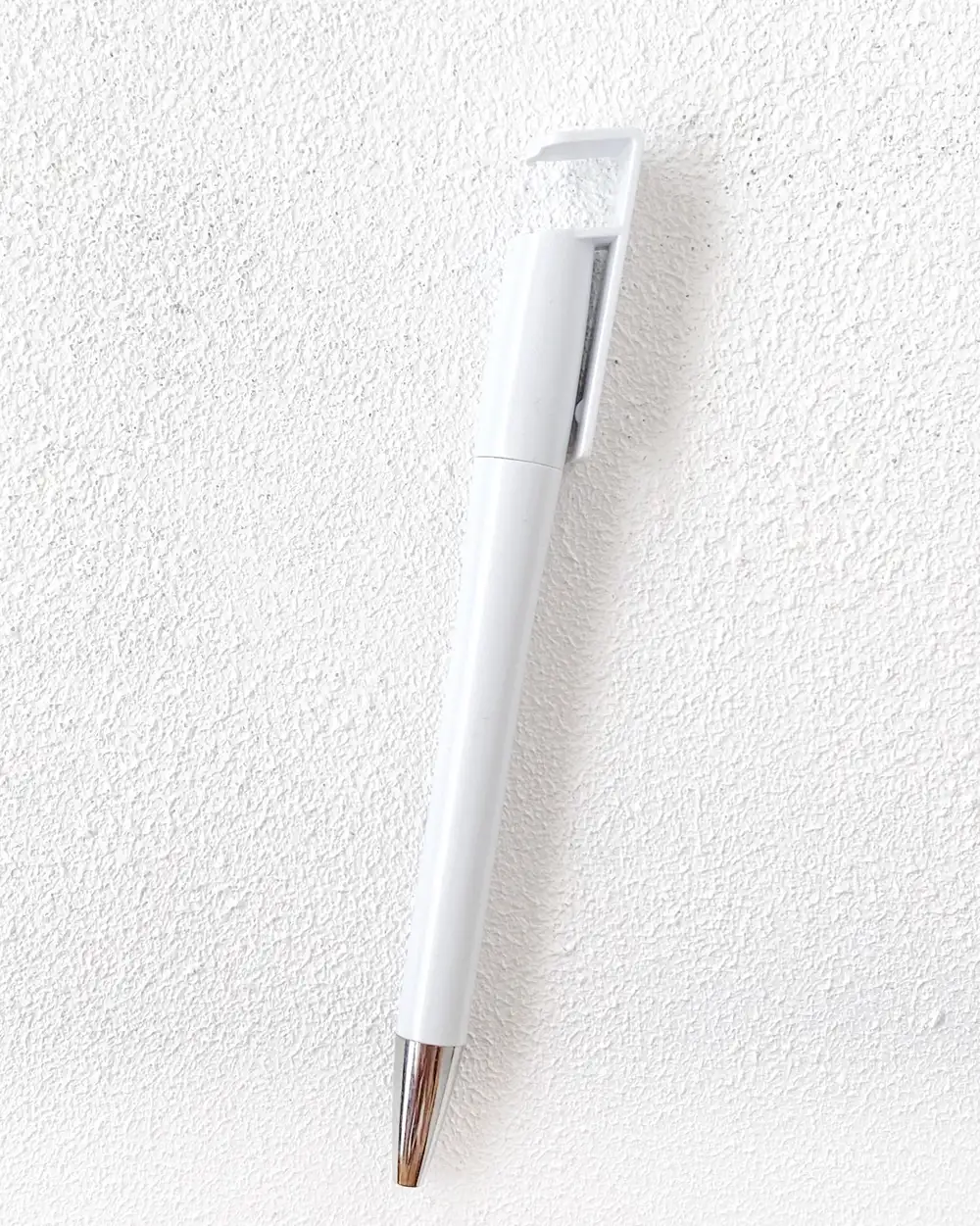 Beyaz Tükenmez Kalem Ve Telefon Tutacağı